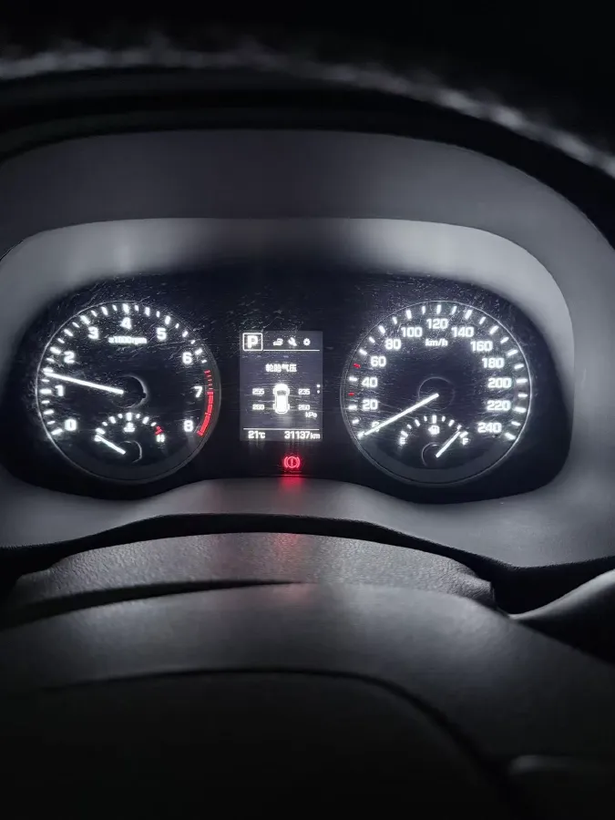 2018 Hyundai Tucson 1.6T 177HP L4 7DCT,autocango,china used car exporter,china ev exporter,chinese used car exporter,chinese used ev exporter