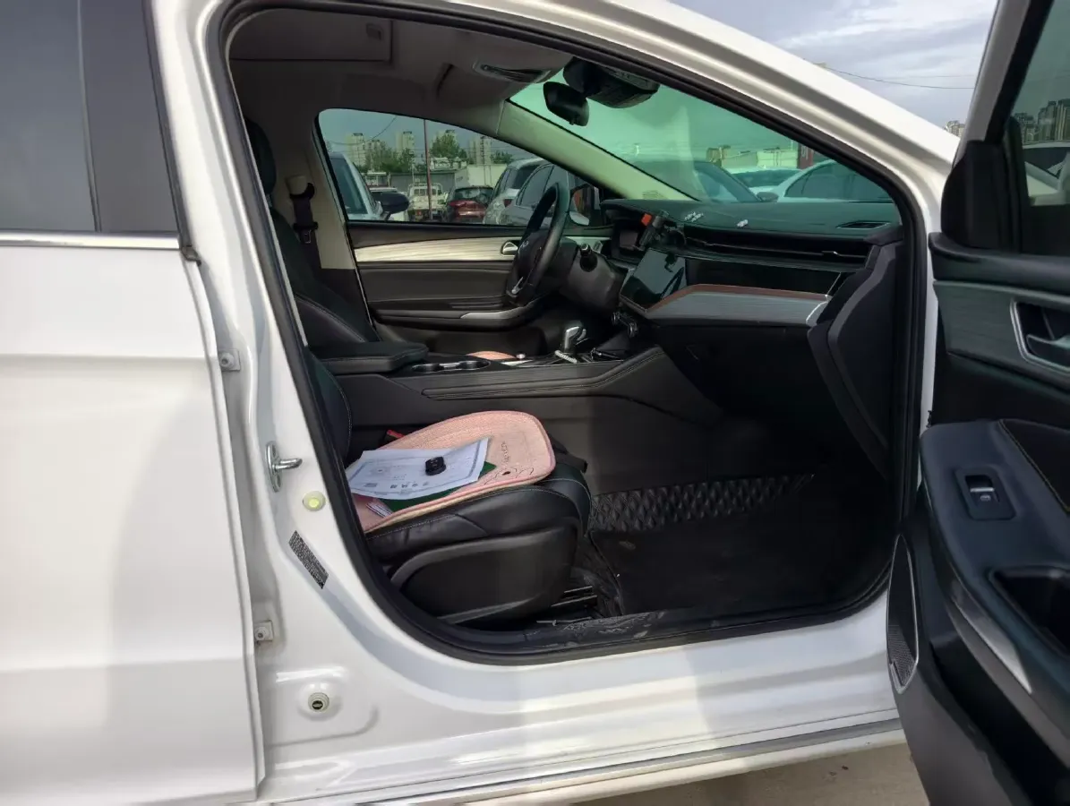 2021 Chery Arrizo 5 Plus 1.5T 156HP L4 CVT,autocango,china used car exporter,china ev exporter,chinese used car exporter,chinese used ev exporter