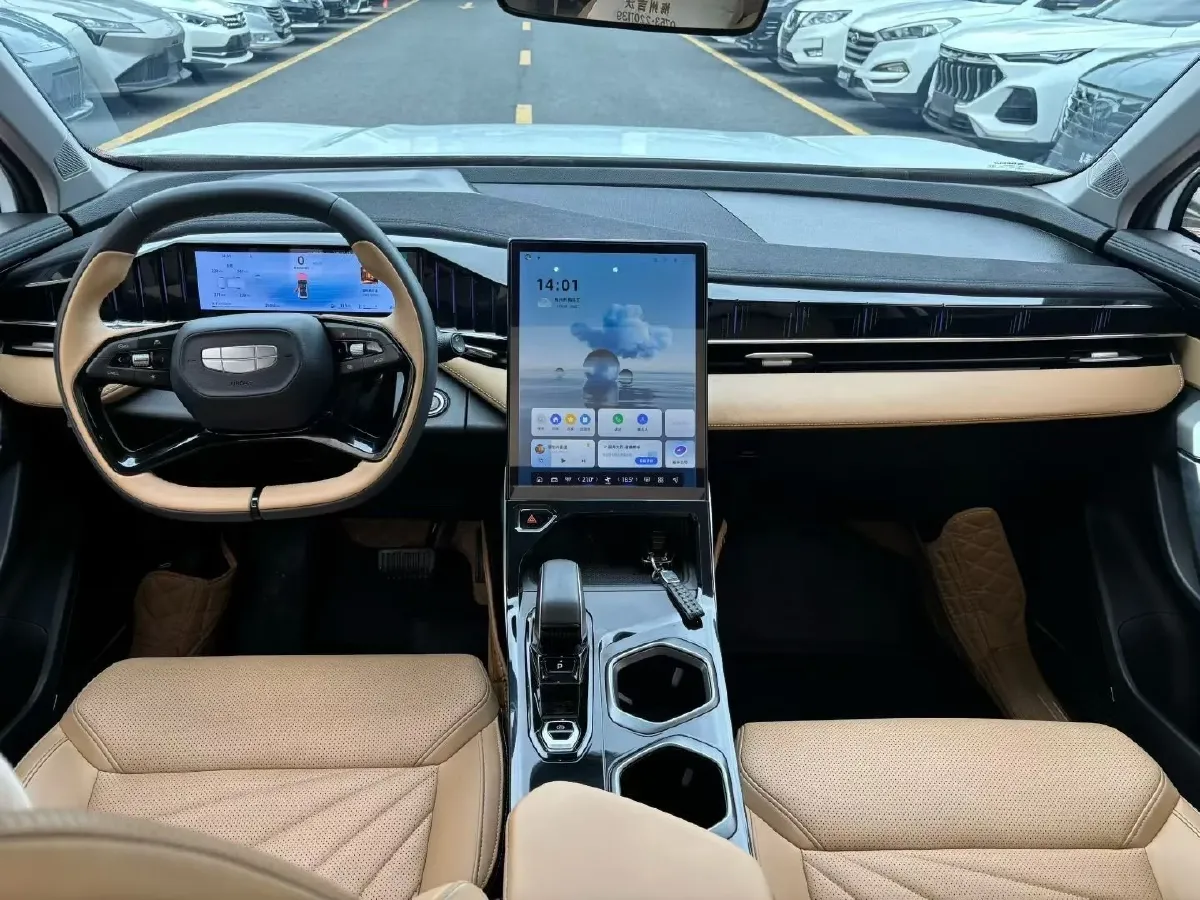 2023 Geely StarRay 1.5T 181HP L4 7DCT,autocango,china used car exporter,china ev exporter,chinese used car exporter,chinese used ev exporter