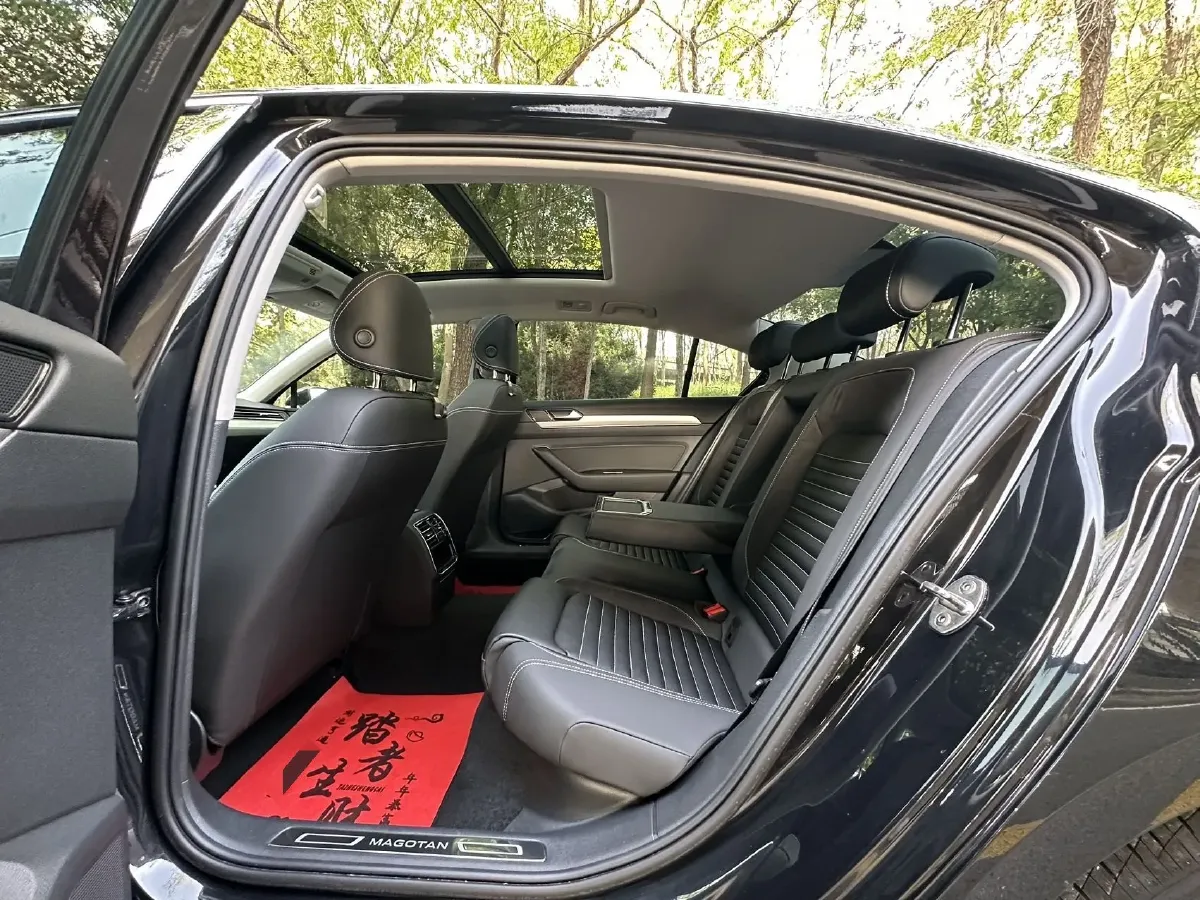 2020 Volkswagen Magotan 1.4T 150HP L4 7DCT,autocango,china used car exporter,china ev exporter,chinese used car exporter,chinese used ev exporter