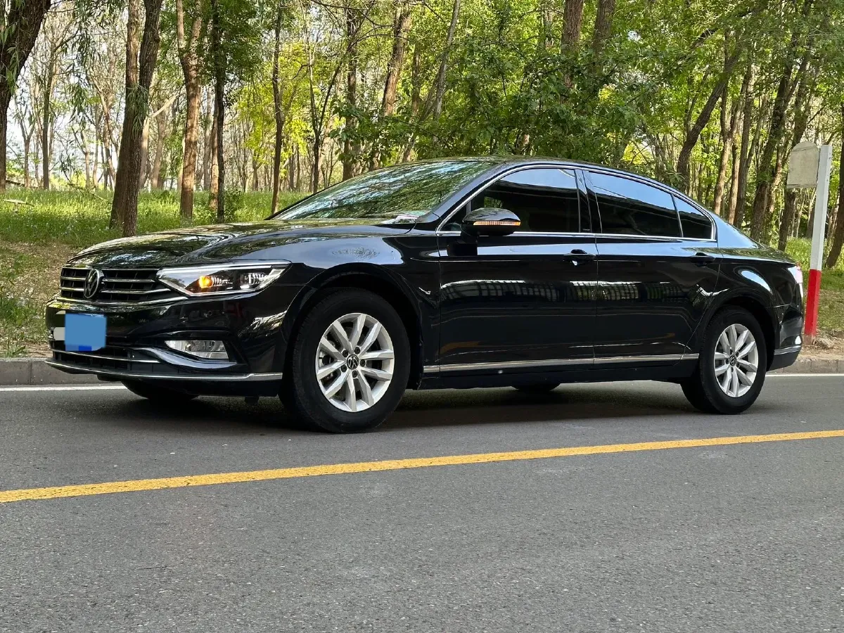 2020 Volkswagen Magotan 1.4T 150HP L4 7DCT,autocango,china used car exporter,china ev exporter,chinese used car exporter,chinese used ev exporter