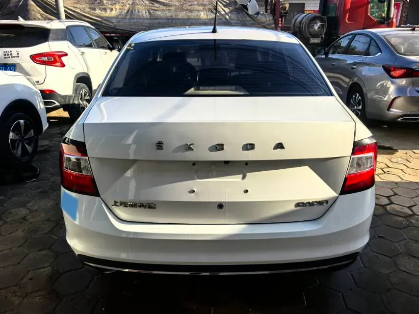 2019 Skoda Rapid Spaceback 1.5L 110HP L4 6AT,autocango,china used car exporter,china ev exporter,chinese used car exporter,chinese used ev exporter