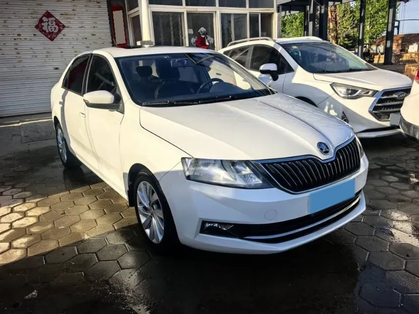 2019 Skoda Rapid Spaceback 1.5L 110HP L4 6AT,autocango,china used car exporter,china ev exporter,chinese used car exporter,chinese used ev exporter