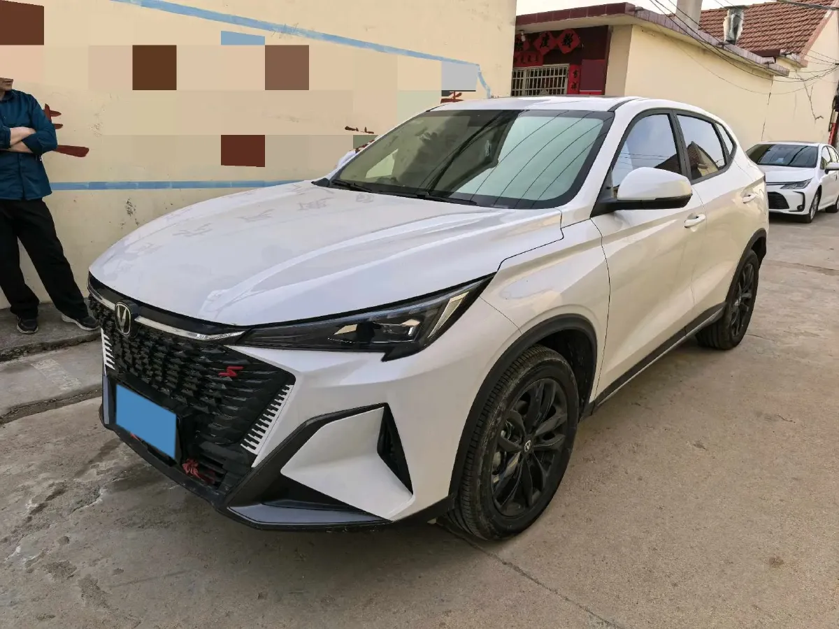 2025 ChangAn X5 PLUS 1.5T 188HP L4 7DCT,autocango,china used car exporter,china ev exporter,chinese used car exporter,chinese used ev exporter