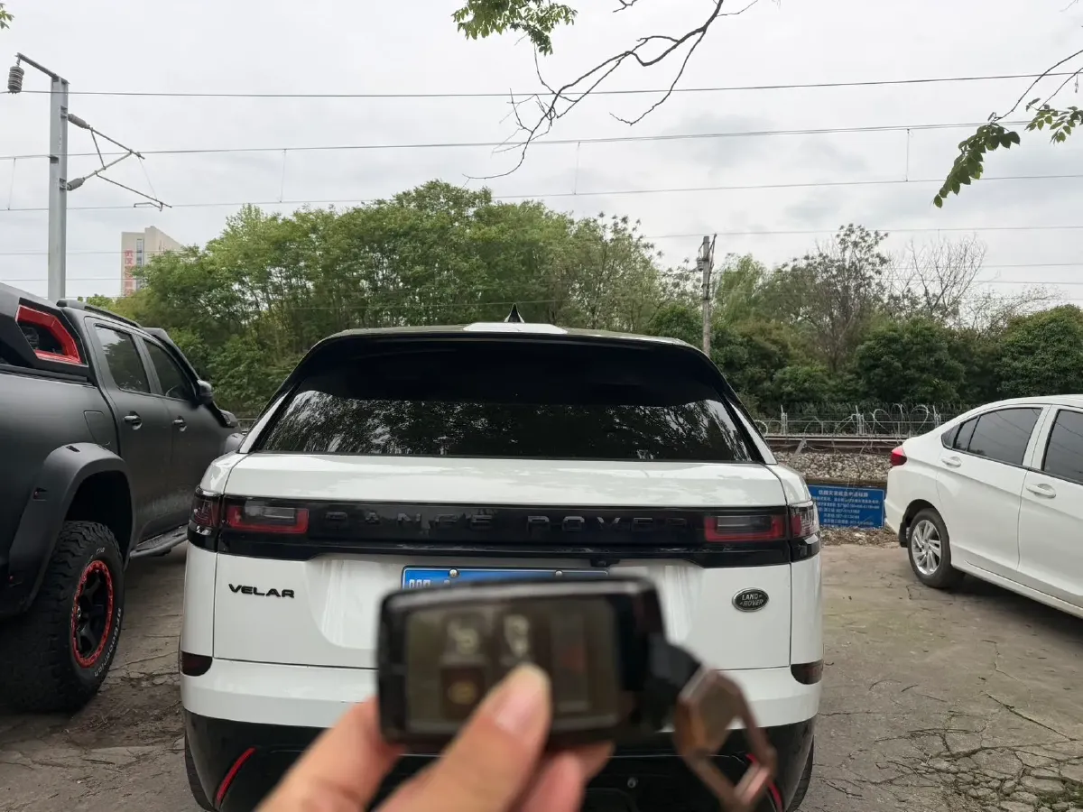 2023 Land Rover Range Rover Velar 2.0T 250HP L4 8AT,autocango,china used car exporter,china ev exporter,chinese used car exporter,chinese used ev exporter