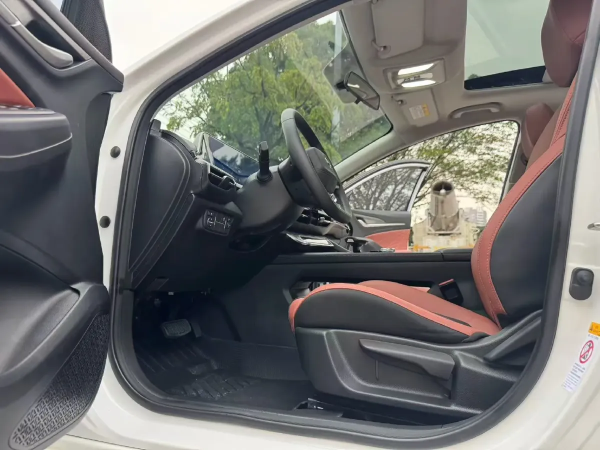 2023 ChangAn Eado 1.4T 160HP L4 7DCT,autocango,china used car exporter,china ev exporter,chinese used car exporter,chinese used ev exporter