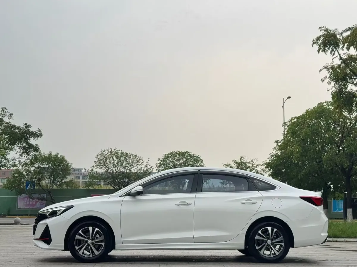 2023 ChangAn Eado 1.4T 160HP L4 7DCT,autocango,china used car exporter,china ev exporter,chinese used car exporter,chinese used ev exporter