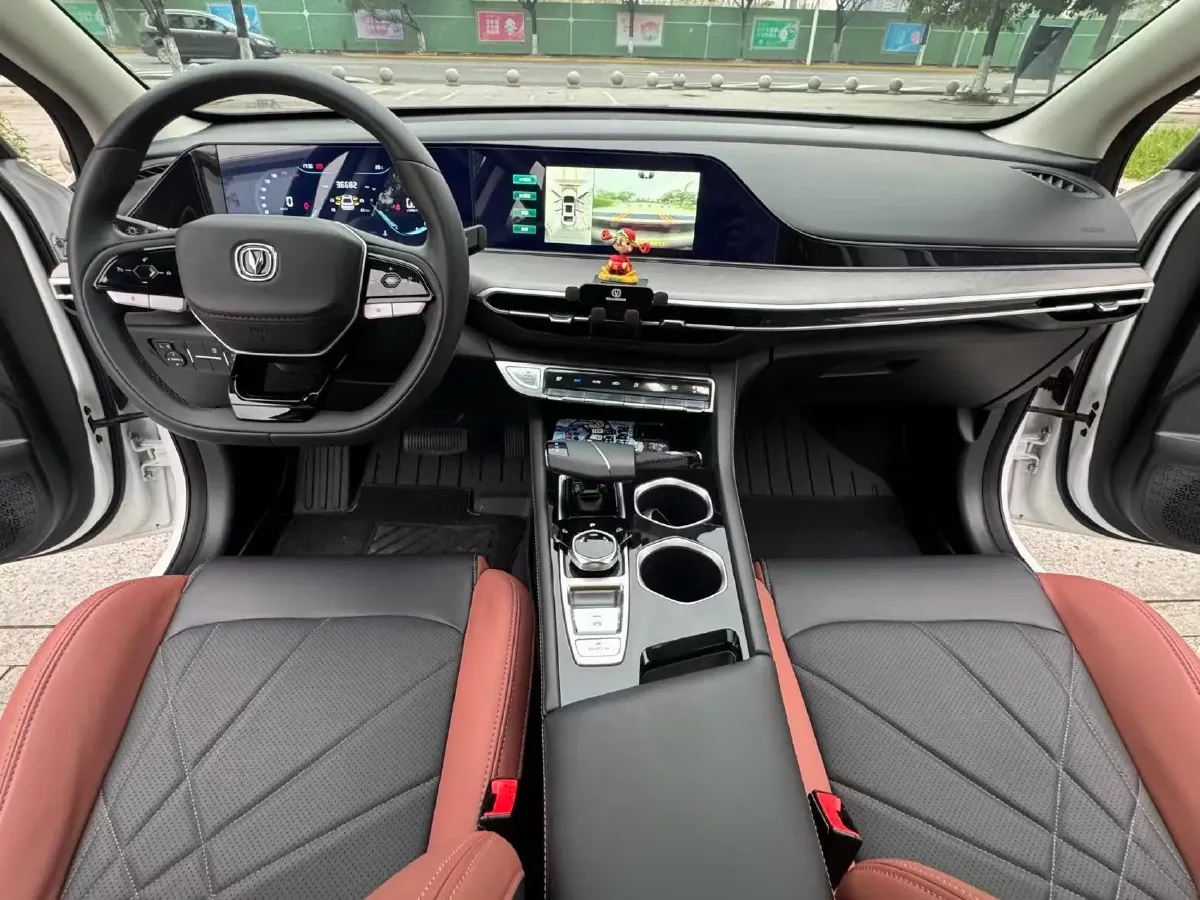 2023 ChangAn Eado 1.4T 160HP L4 7DCT,autocango,china used car exporter,china ev exporter,chinese used car exporter,chinese used ev exporter