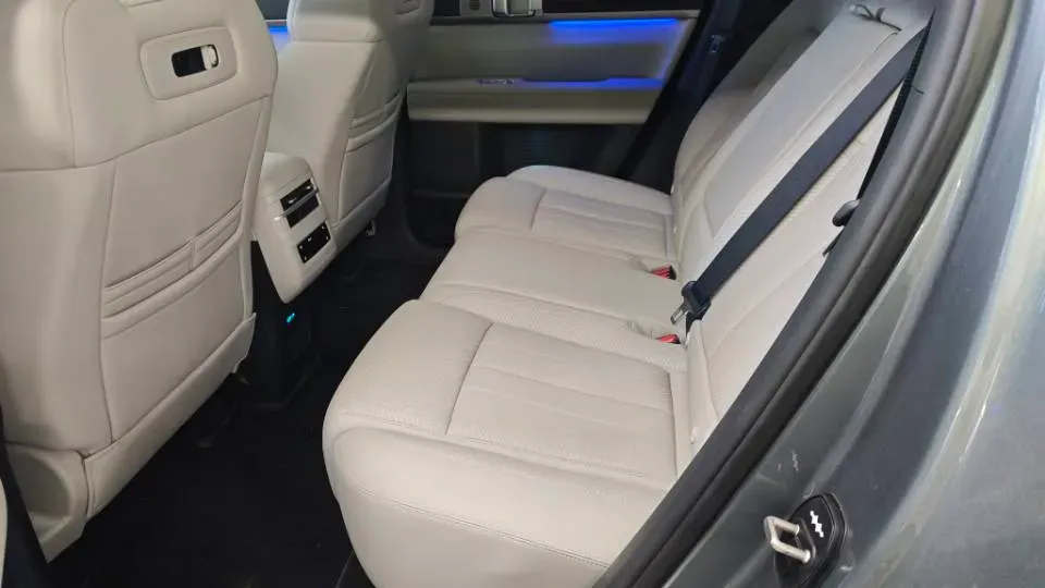 2025 FangChengBao Tai 7 1.5T 156HP L4 E-CVT PHEV,autocango,china used car exporter,china ev exporter,chinese used car exporter,chinese used ev exporter