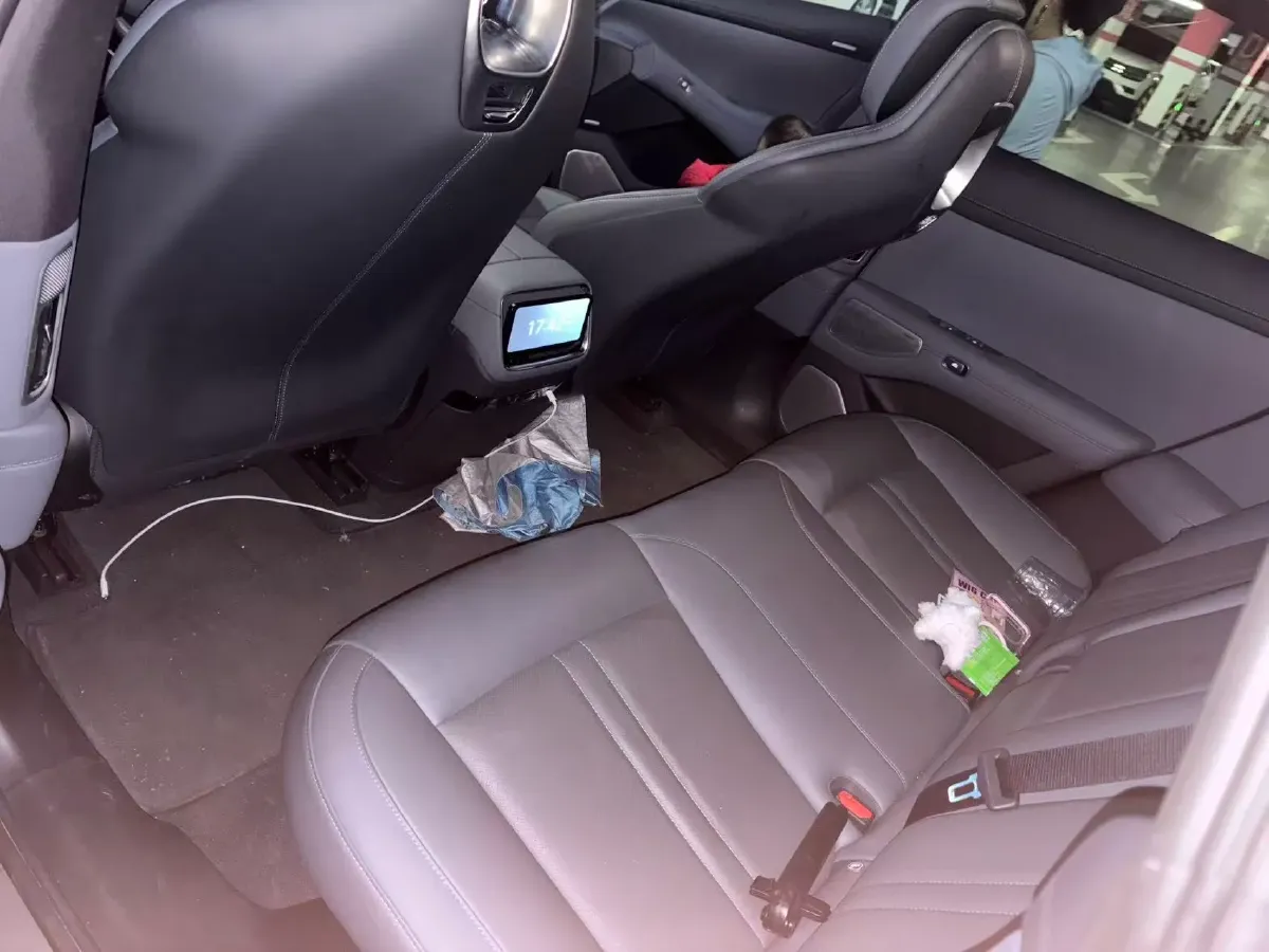 2025 MI YU7 BEV 96.3KWH,autocango,china used car exporter,china ev exporter,chinese used car exporter,chinese used ev exporter