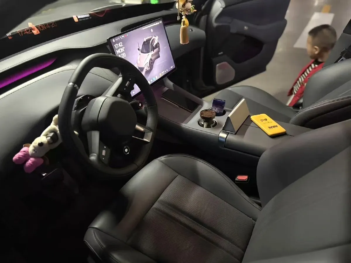 2025 MI YU7 BEV 96.3KWH,autocango,china used car exporter,china ev exporter,chinese used car exporter,chinese used ev exporter