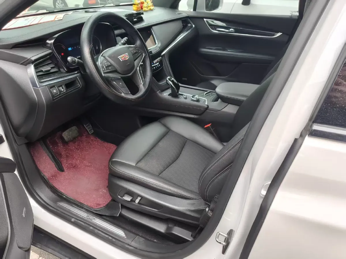 2021 Cadillac XT5 2.0T 237HP L4 9AT,autocango,china used car exporter,china ev exporter,chinese used car exporter,chinese used ev exporter