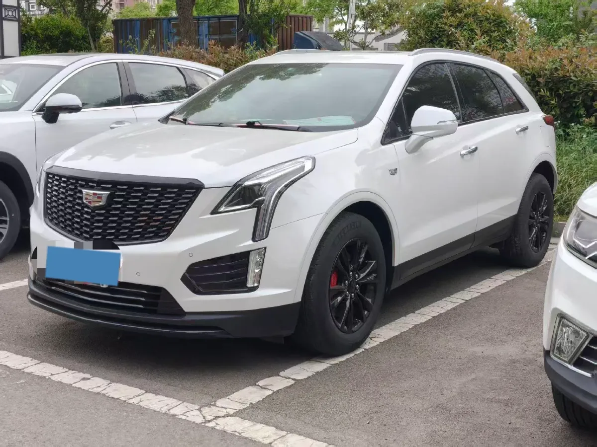 2021 Cadillac XT5 2.0T 237HP L4 9AT,autocango,china used car exporter,china ev exporter,chinese used car exporter,chinese used ev exporter