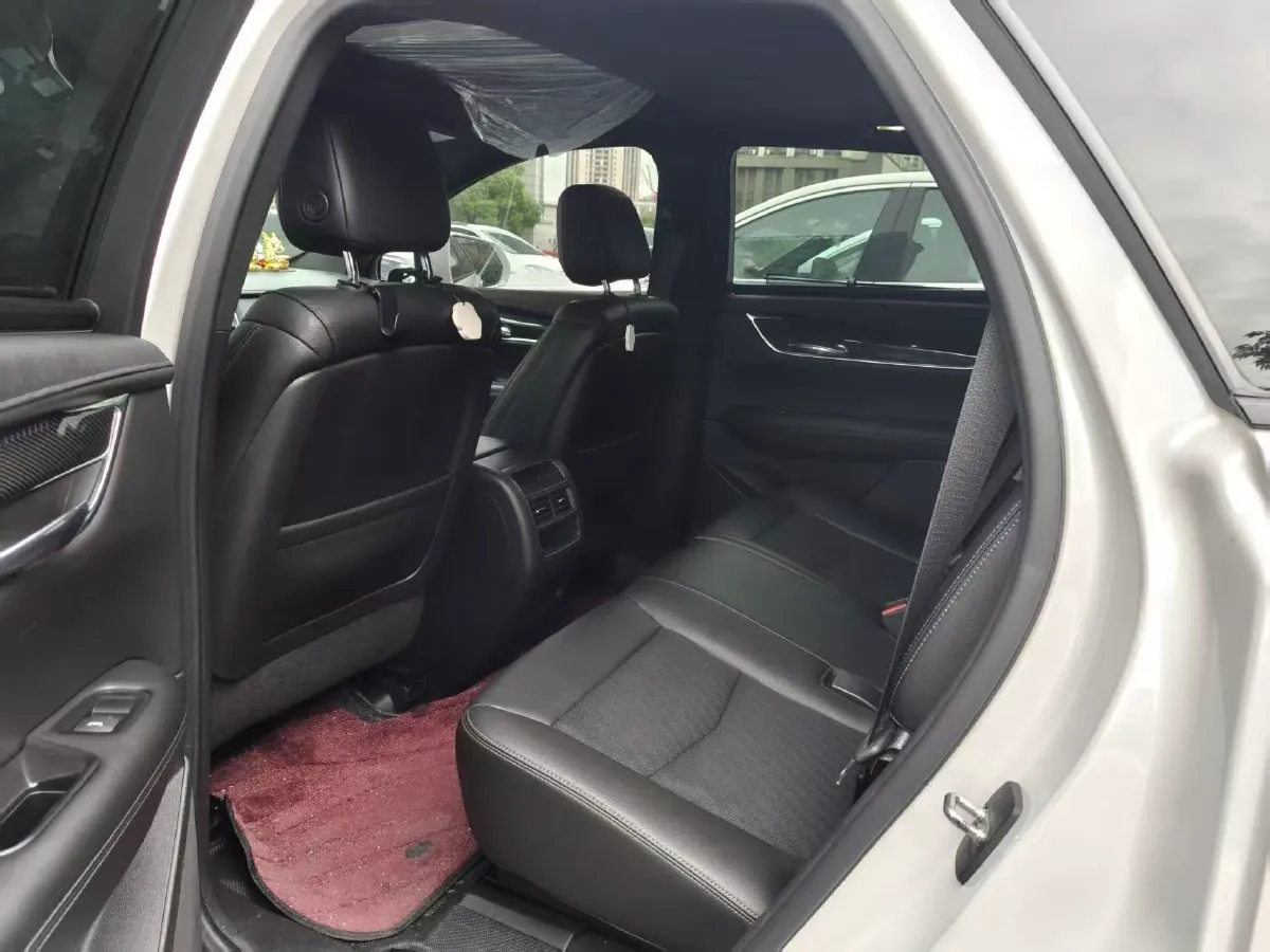 2021 Cadillac XT5 2.0T 237HP L4 9AT,autocango,china used car exporter,china ev exporter,chinese used car exporter,chinese used ev exporter