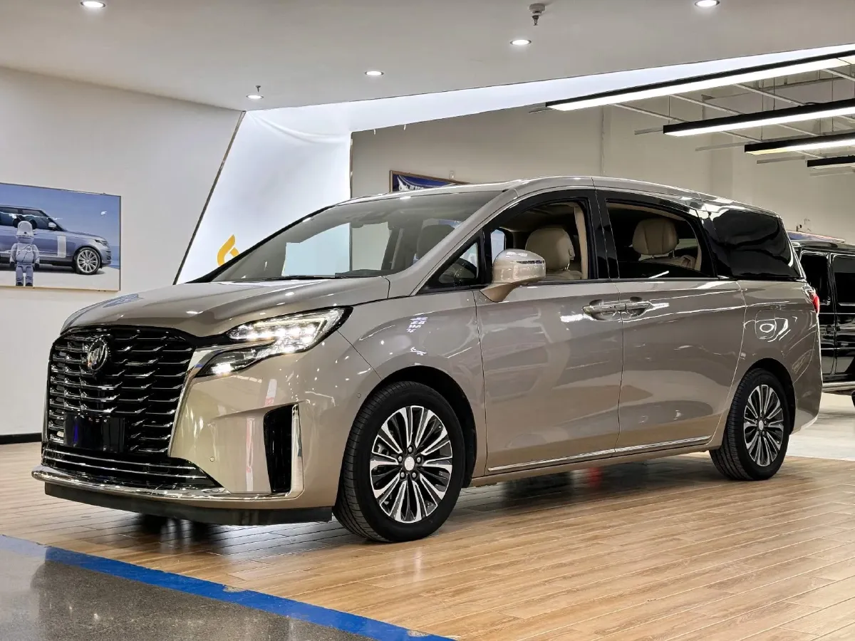 2023 Buick GL8 2.0T 237HP L4 9AT,autocango,china used car exporter,china ev exporter,chinese used car exporter,chinese used ev exporter