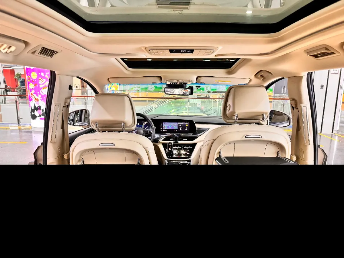 2023 Buick GL8 2.0T 237HP L4 9AT,autocango,china used car exporter,china ev exporter,chinese used car exporter,chinese used ev exporter