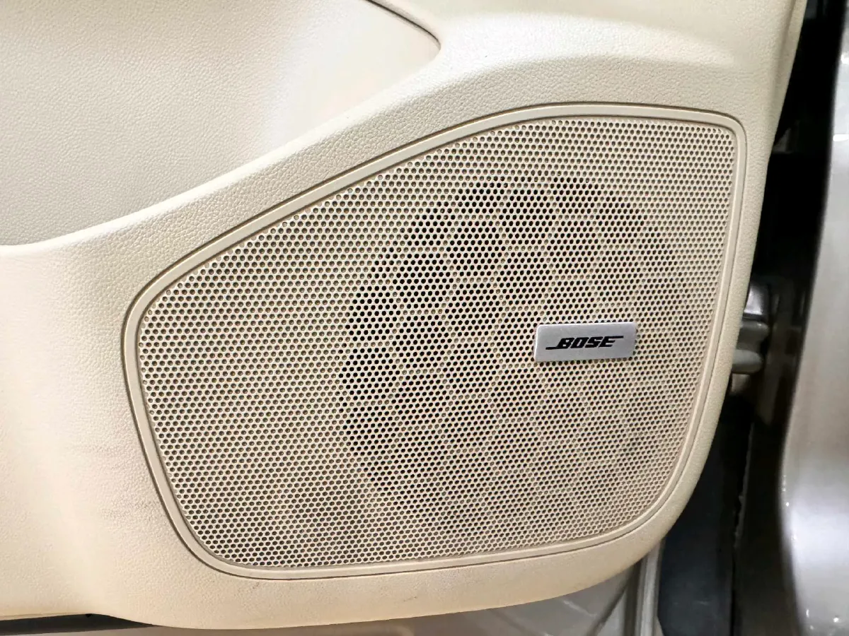 2023 Buick GL8 2.0T 237HP L4 9AT,autocango,china used car exporter,china ev exporter,chinese used car exporter,chinese used ev exporter