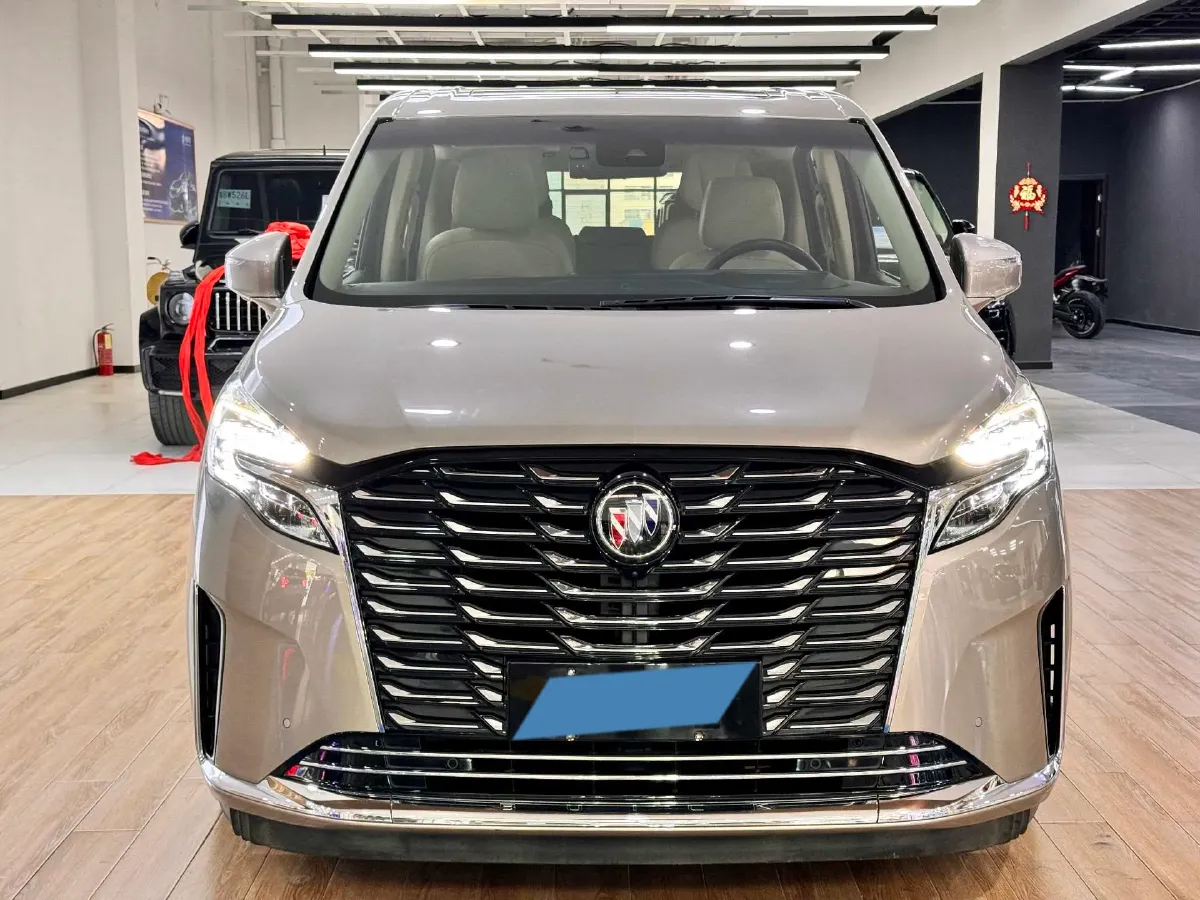 2023 Buick GL8 2.0T 237HP L4 9AT,autocango,china used car exporter,china ev exporter,chinese used car exporter,chinese used ev exporter