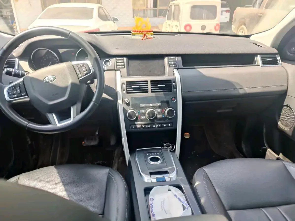2018 Land Rover Discovery Sport 2.0T 241HP L4 9AT,autocango,china used car exporter,china ev exporter,chinese used car exporter,chinese used ev exporter