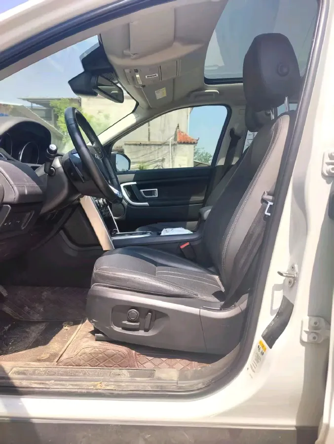 2018 Land Rover Discovery Sport 2.0T 241HP L4 9AT,autocango,china used car exporter,china ev exporter,chinese used car exporter,chinese used ev exporter