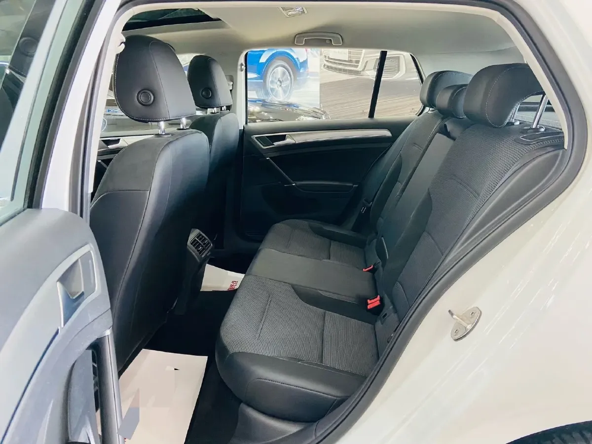 2018 Volkswagen Golf 1.4T 131HP L4 7DCT,autocango,china used car exporter,china ev exporter,chinese used car exporter,chinese used ev exporter