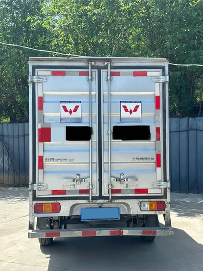 2023 WuLing RongGuang New Truck 1.5L 102HP L4 5MT,autocango,china used car exporter,china ev exporter,chinese used car exporter,chinese used ev exporter