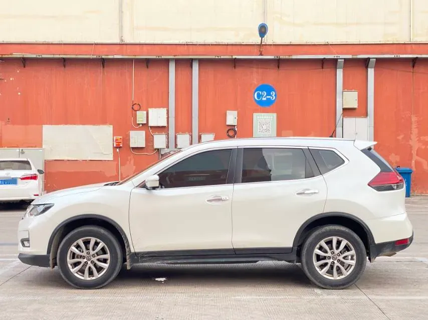 2020 Nissan X-Trail 2.0L 154HP L4 CVT,autocango,china used car exporter,china ev exporter,chinese used car exporter,chinese used ev exporter
