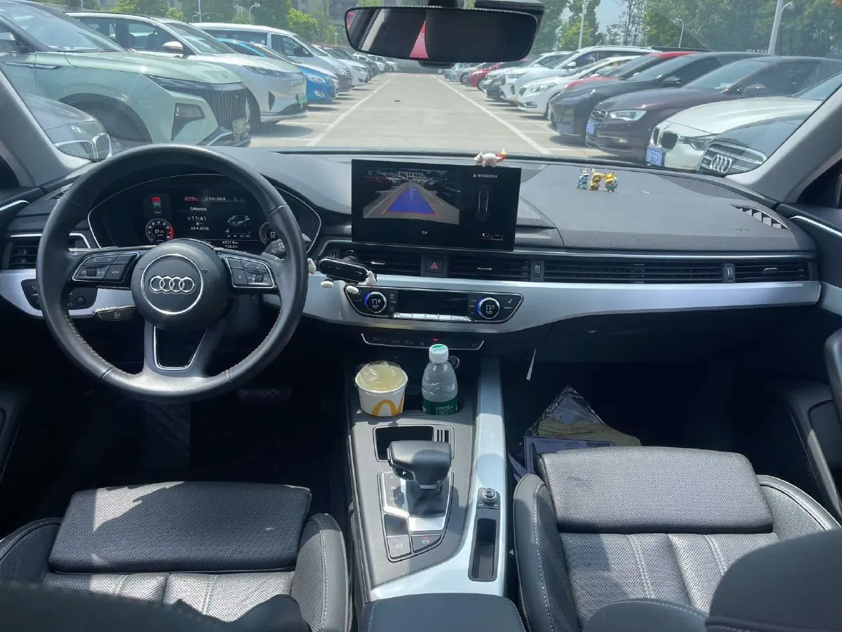 2020 Audi A4L 2.0T 190HP L4 7DCT,autocango,china used car exporter,china ev exporter,chinese used car exporter,chinese used ev exporter