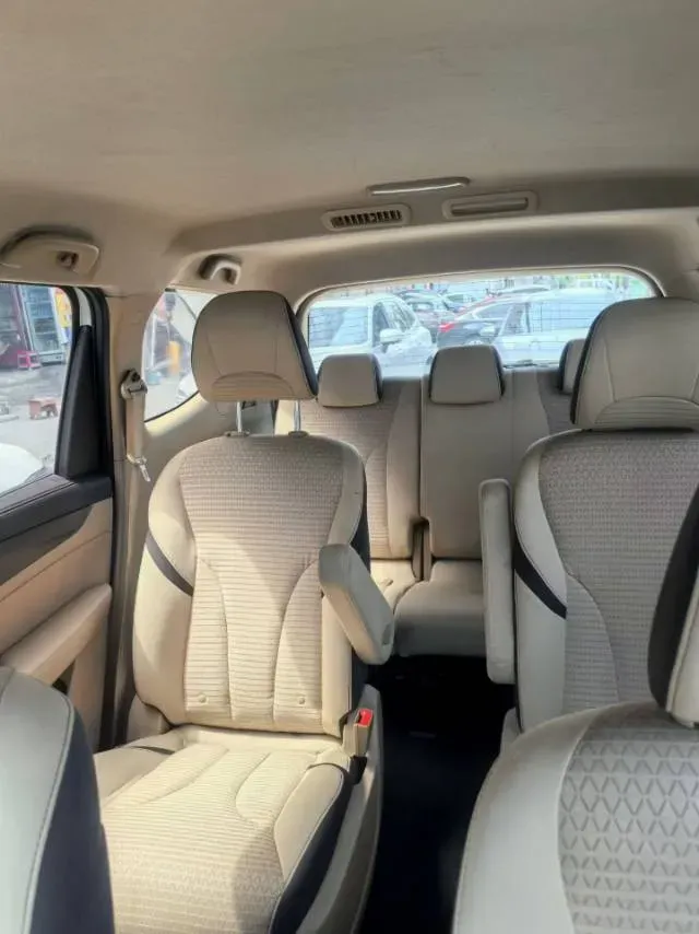 2017 BaoJun 730 1.5T 150HP L4 6MT,autocango,china used car exporter,china ev exporter,chinese used car exporter,chinese used ev exporter