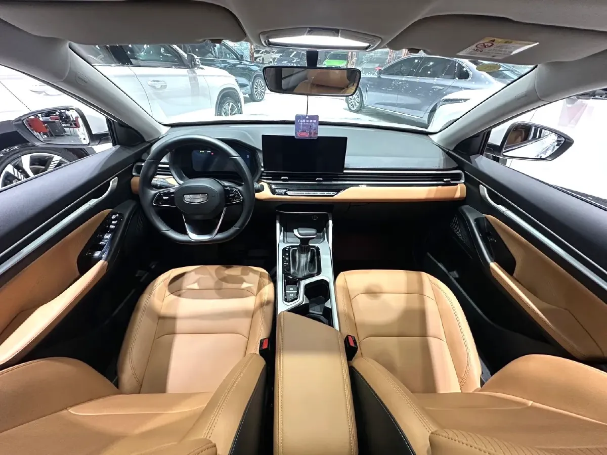 2025 Geely Emgrand 1.5L 127HP L4 CVT,autocango,china used car exporter,china ev exporter,chinese used car exporter,chinese used ev exporter