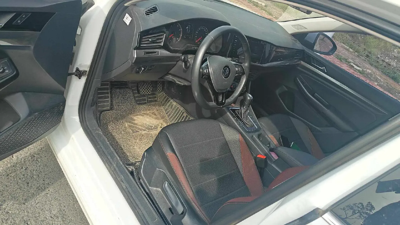 2021 Volkswagen Bora 1.5L 113HP L4 6AT,autocango,china used car exporter,china ev exporter,chinese used car exporter,chinese used ev exporter