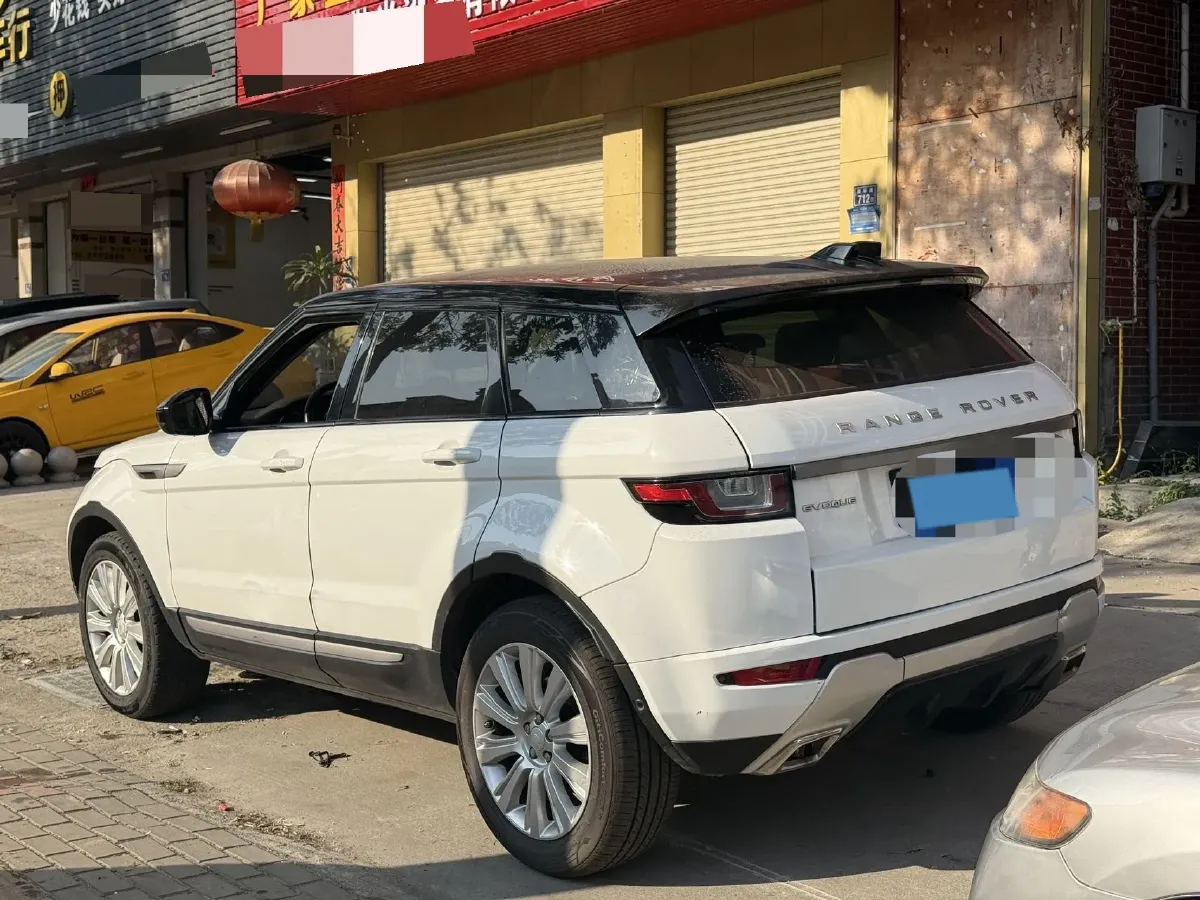 2018 Land Rover Range Rover Evoque 2.0T 241HP L4 9AT,autocango,china used car exporter,china ev exporter,chinese used car exporter,chinese used ev exporter