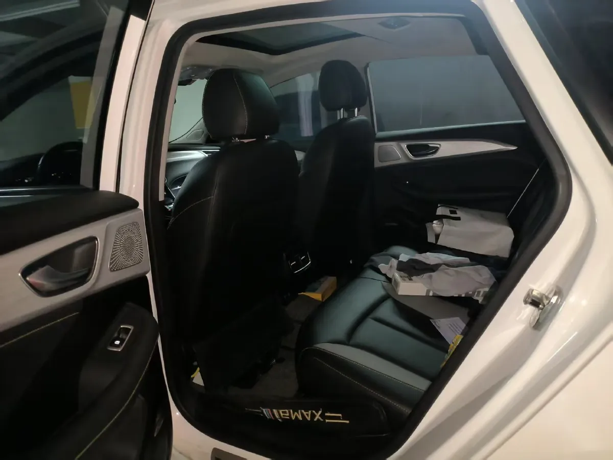 2020 Roewe i6 MAX 1.5T 173HP L4 7DCT,autocango,china used car exporter,china ev exporter,chinese used car exporter,chinese used ev exporter