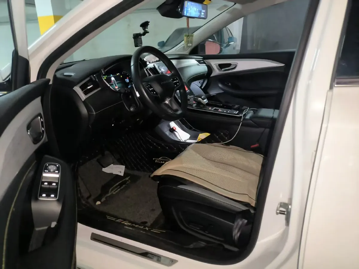 2020 Roewe i6 MAX 1.5T 173HP L4 7DCT,autocango,china used car exporter,china ev exporter,chinese used car exporter,chinese used ev exporter