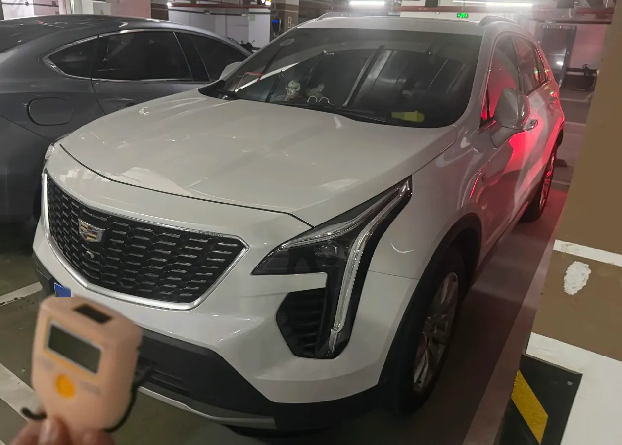 2022 Cadillac XT4 2.0T 237HP L4 9AT,autocango,china used car exporter,china ev exporter,chinese used car exporter,chinese used ev exporter