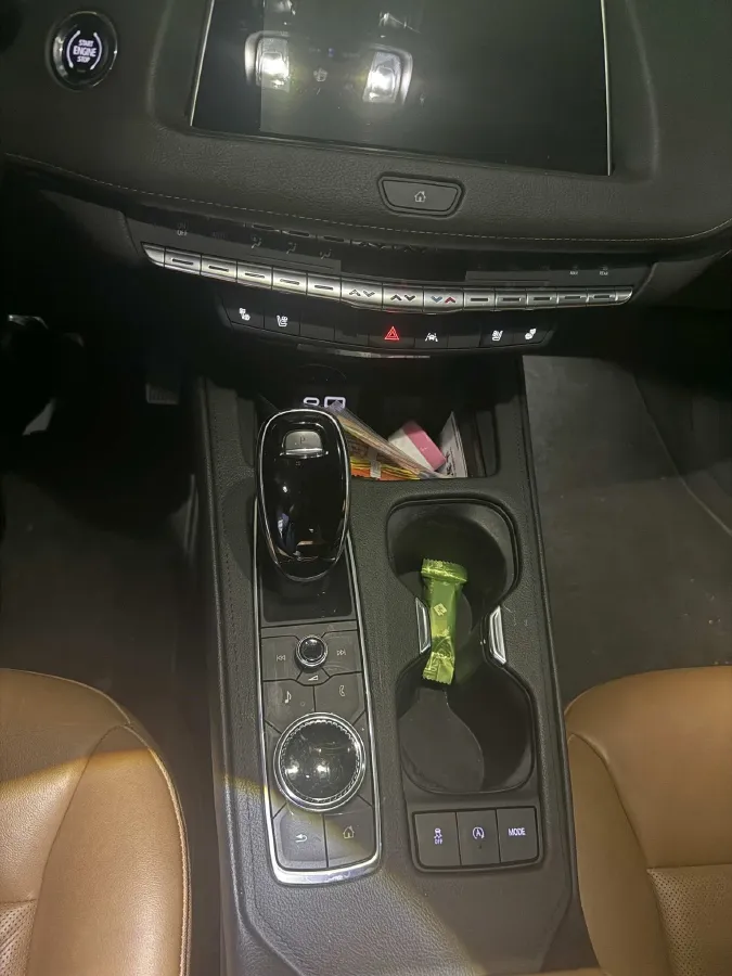 2022 Cadillac XT4 2.0T 237HP L4 9AT,autocango,china used car exporter,china ev exporter,chinese used car exporter,chinese used ev exporter