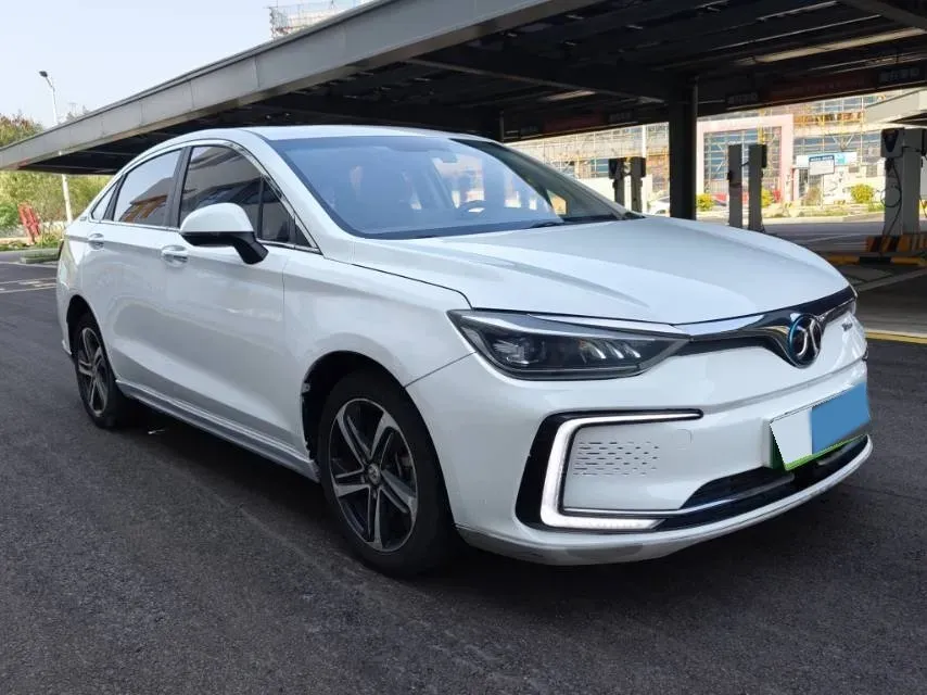 2018 BeiJing Auto EU5 BEV 60.23KWH,autocango,china used car exporter,china ev exporter,chinese used car exporter,chinese used ev exporter