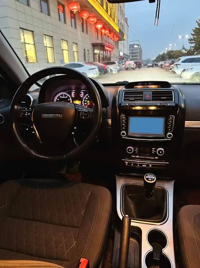 2016 Haval H5 Class 2.0T 190HP L4 6MT,autocango,china used car exporter,china ev exporter,chinese used car exporter,chinese used ev exporter