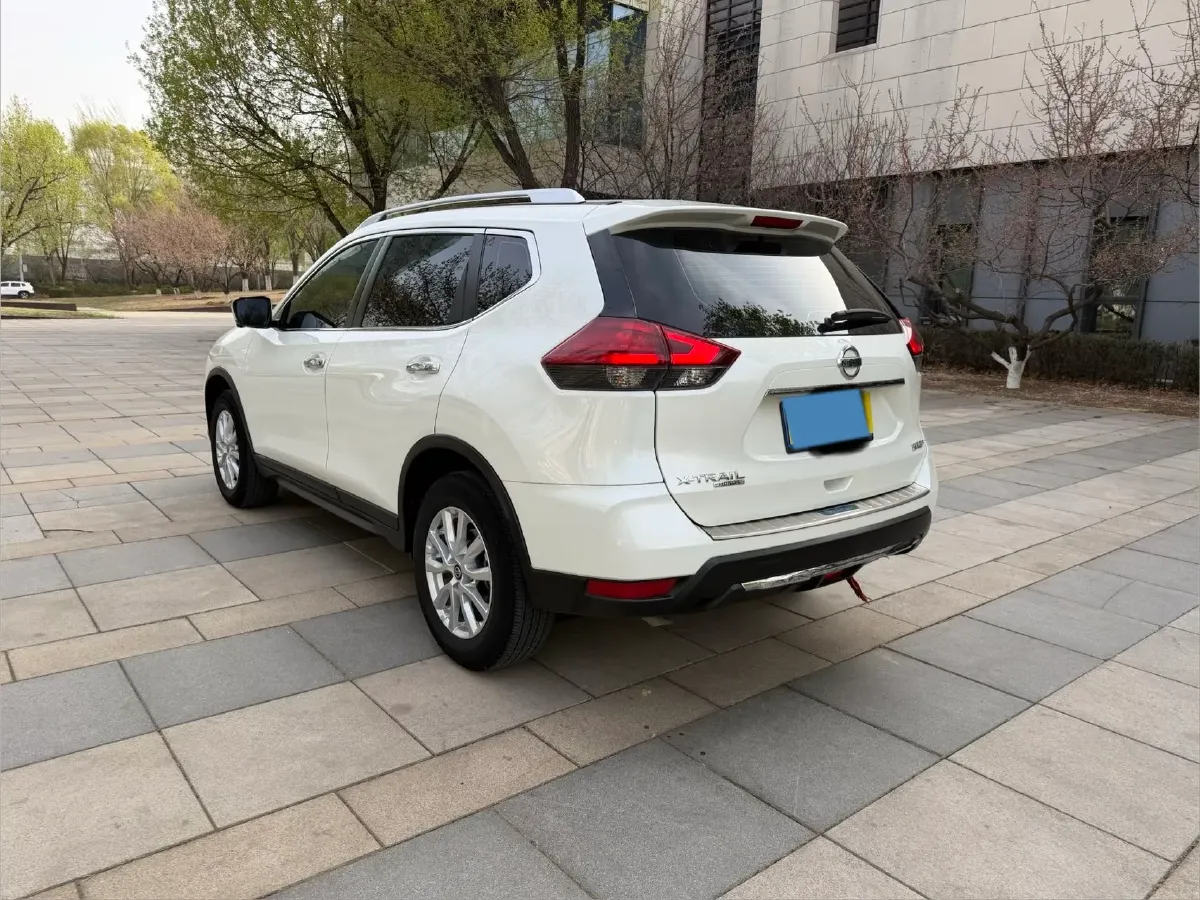 2022 Nissan X-Trail 2.0L 151HP L4 CVT,autocango,china used car exporter,china ev exporter,chinese used car exporter,chinese used ev exporter