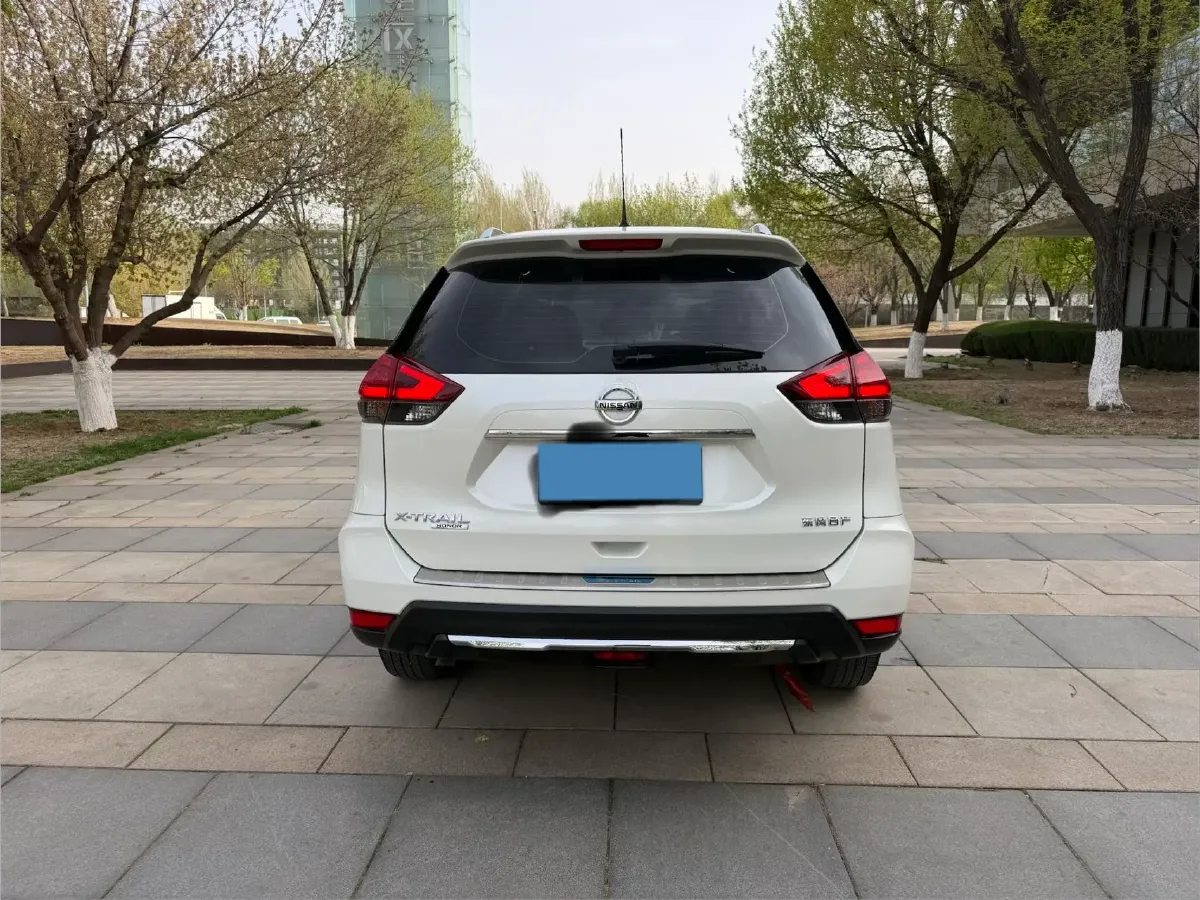 2022 Nissan X-Trail 2.0L 151HP L4 CVT,autocango,china used car exporter,china ev exporter,chinese used car exporter,chinese used ev exporter