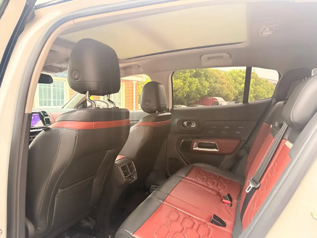 2019 Citroen C5 Aircross 1.8T 204HP L4 6AT,autocango,china used car exporter,china ev exporter,chinese used car exporter,chinese used ev exporter