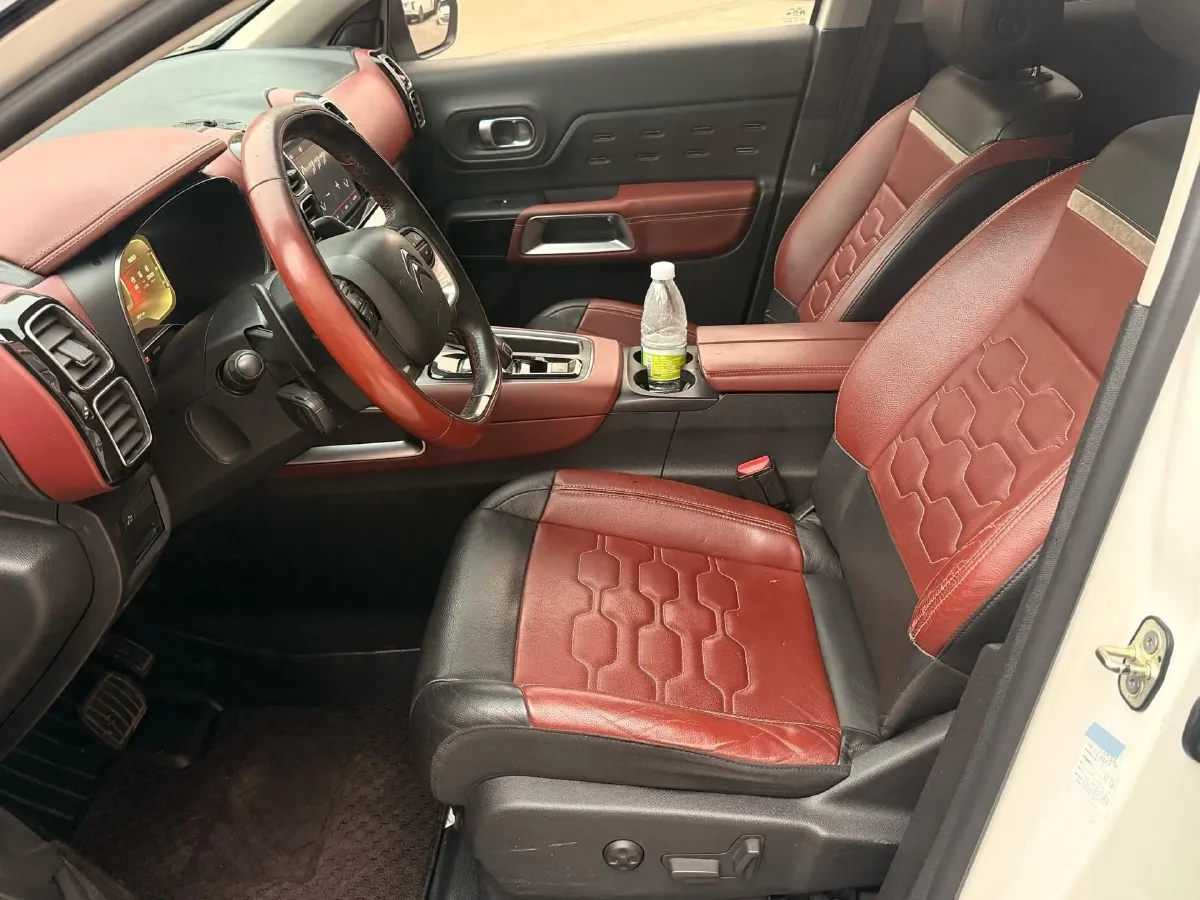 2019 Citroen C5 Aircross 1.8T 204HP L4 6AT,autocango,china used car exporter,china ev exporter,chinese used car exporter,chinese used ev exporter