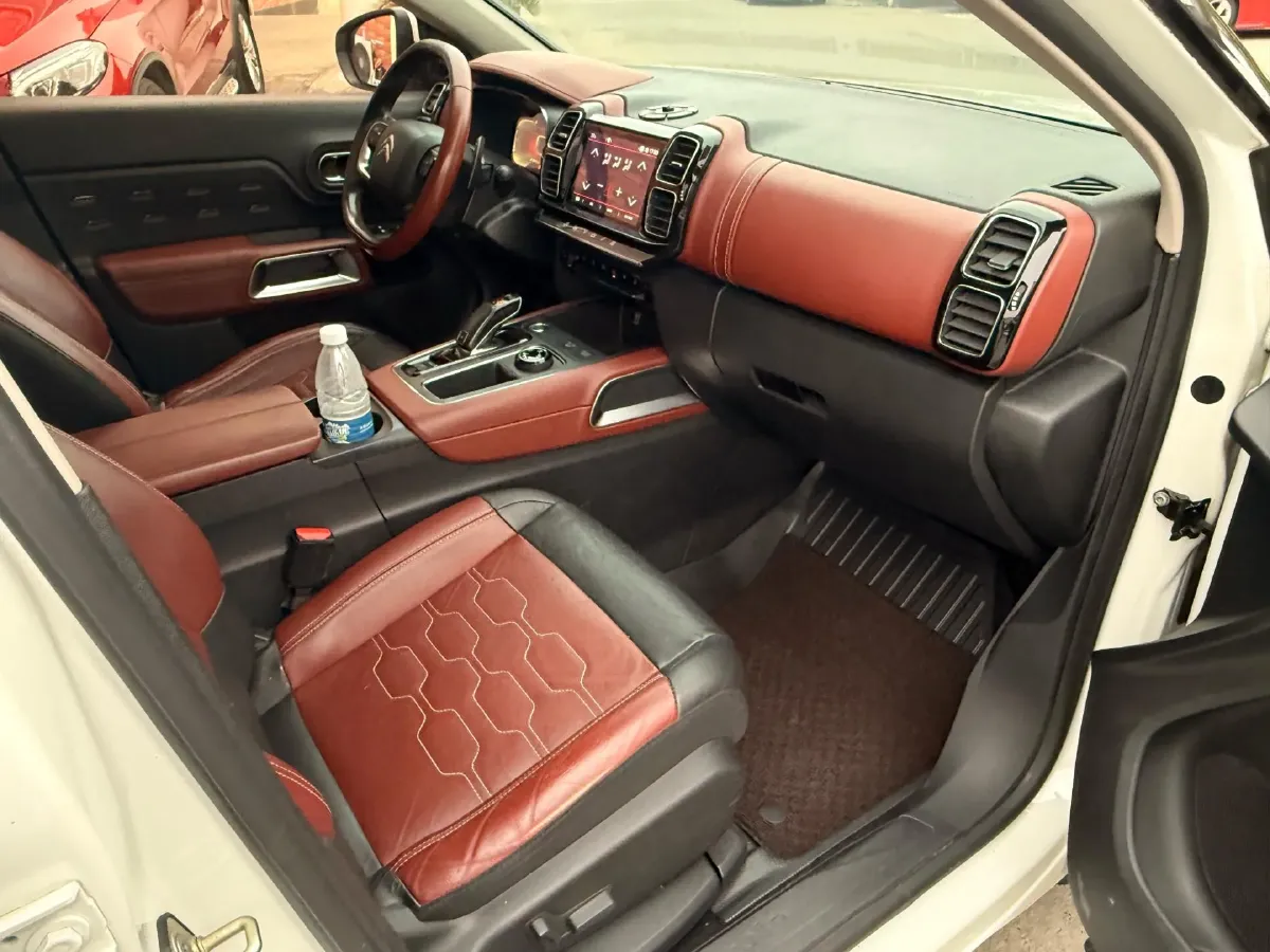 2019 Citroen C5 Aircross 1.8T 204HP L4 6AT,autocango,china used car exporter,china ev exporter,chinese used car exporter,chinese used ev exporter