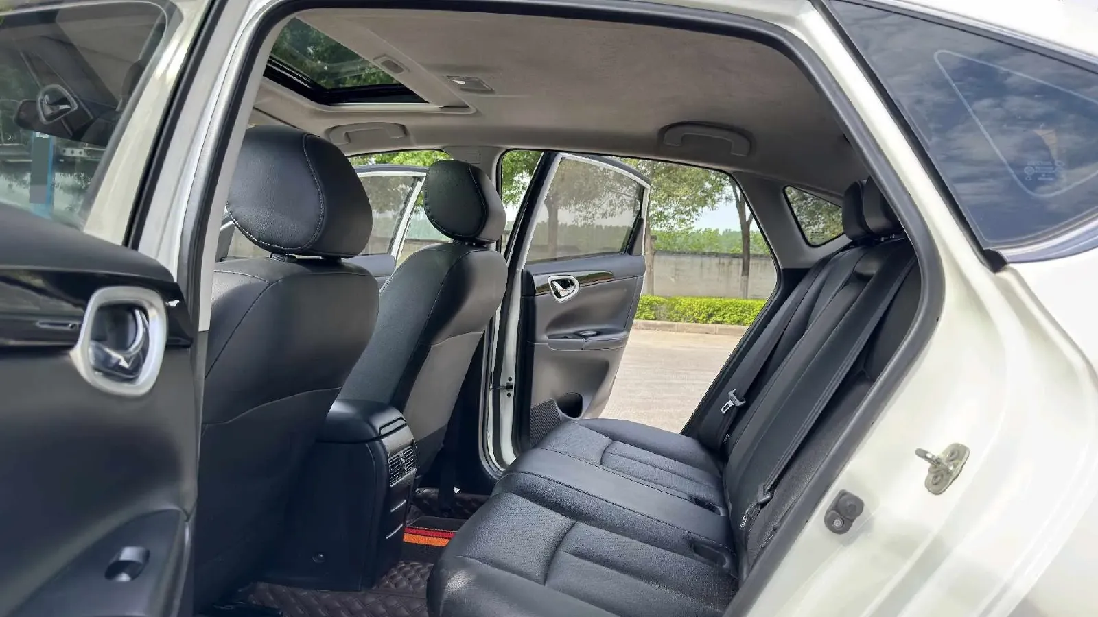 2019 Nissan Sylphy 1.6L 126HP L4 CVT,autocango,china used car exporter,china ev exporter,chinese used car exporter,chinese used ev exporter