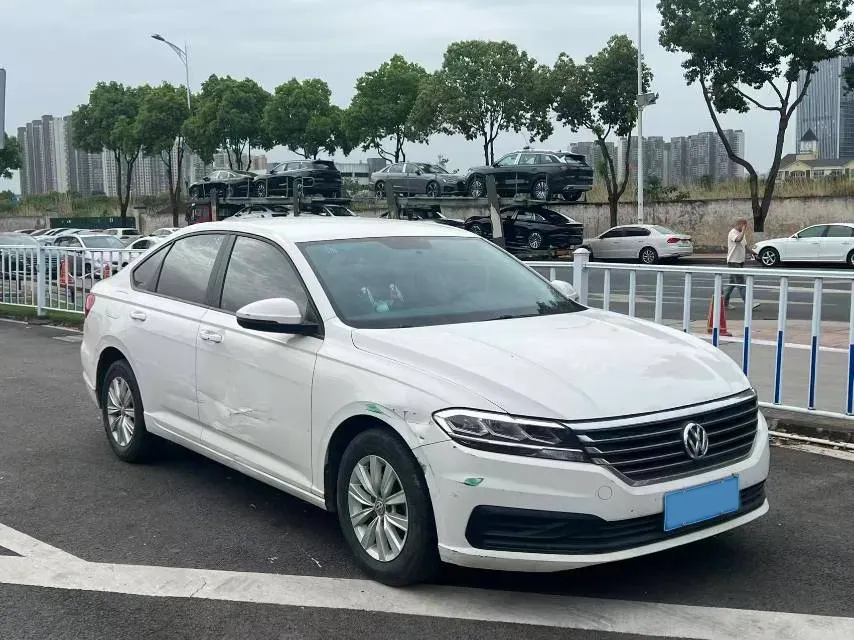 2019 Volkswagen T-Cross 1.5L 113HP L4 6AT,autocango,china used car exporter,china ev exporter,chinese used car exporter,chinese used ev exporter
