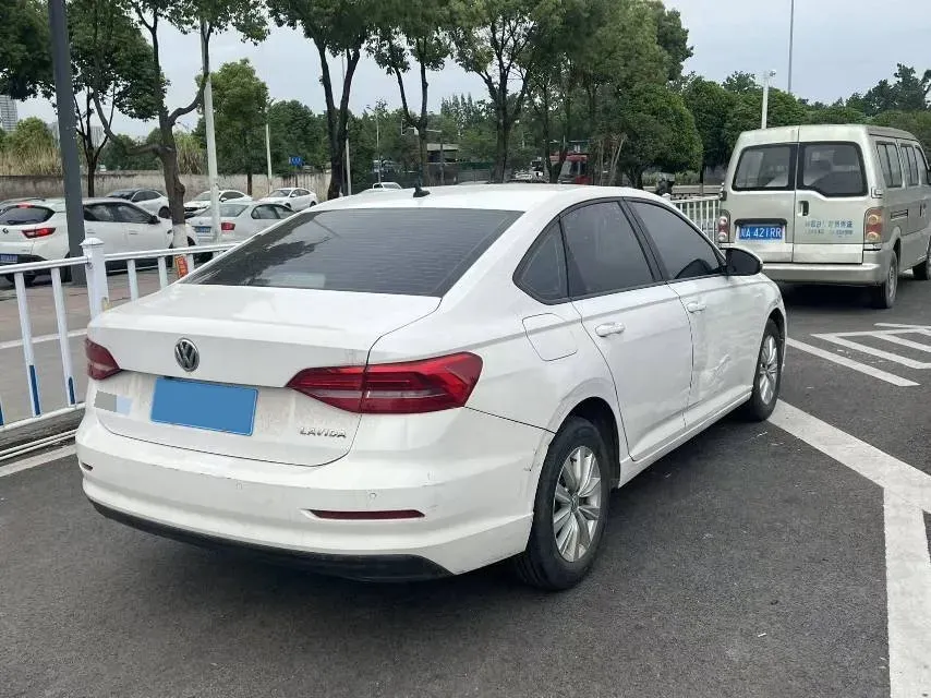 2019 Volkswagen T-Cross 1.5L 113HP L4 6AT,autocango,china used car exporter,china ev exporter,chinese used car exporter,chinese used ev exporter