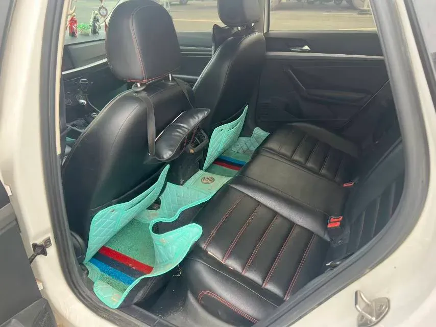 2019 Volkswagen T-Cross 1.5L 113HP L4 6AT,autocango,china used car exporter,china ev exporter,chinese used car exporter,chinese used ev exporter