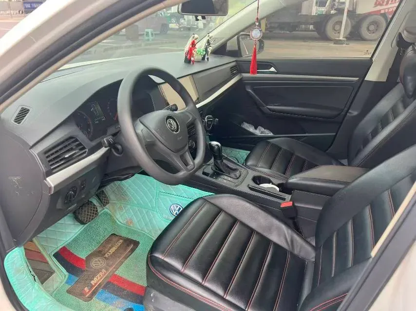 2019 Volkswagen T-Cross 1.5L 113HP L4 6AT,autocango,china used car exporter,china ev exporter,chinese used car exporter,chinese used ev exporter