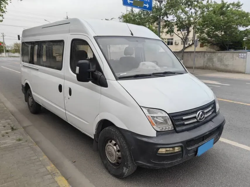 2020 MAXUS XinTu V80 2.5T 136HP L4 6MT,autocango,china used car exporter,china ev exporter,chinese used car exporter,chinese used ev exporter