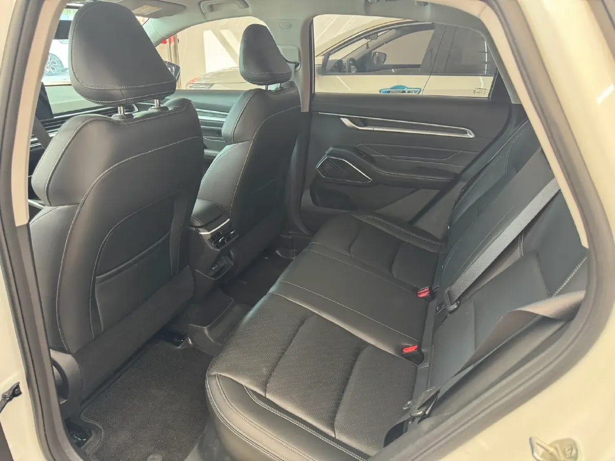 2023 Geely Emgrand 1.5L 127HP L4 CVT,autocango,china used car exporter,china ev exporter,chinese used car exporter,chinese used ev exporter